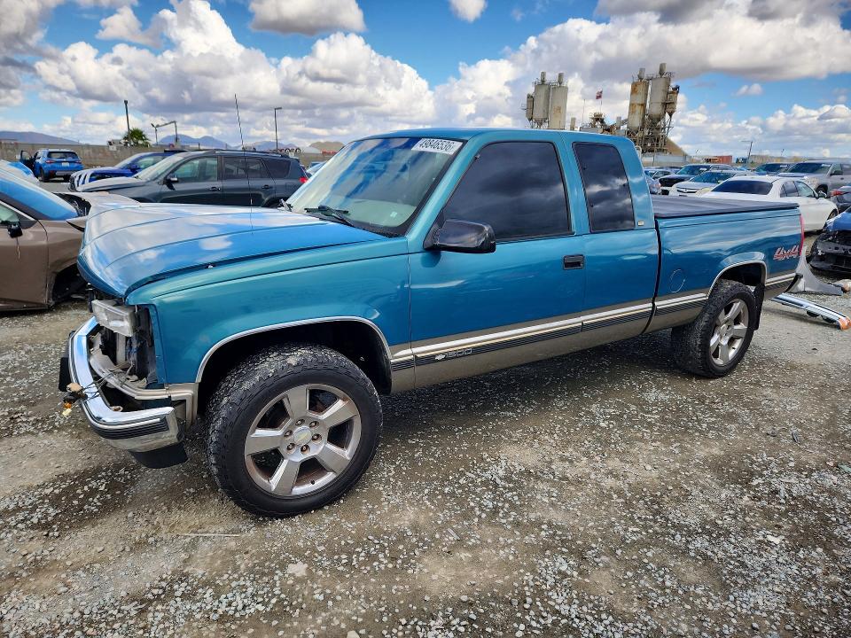Auction sale of the 1998 Chevrolet Gmt-400, vin: 2GCEK19R5W1213692, lot number: 49846536