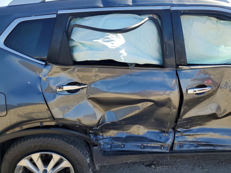 2016 Nissan Rogue მანქანა იყიდება აუქციონზე, vin: 5N1AT2MT8GC821542, აუქციონის ნომერი: 50854456
