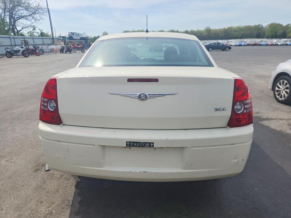 2008 Chrysler 300 მანქანა იყიდება აუქციონზე, vin: 2C3KA43R88H208288, აუქციონის ნომერი: 49788496