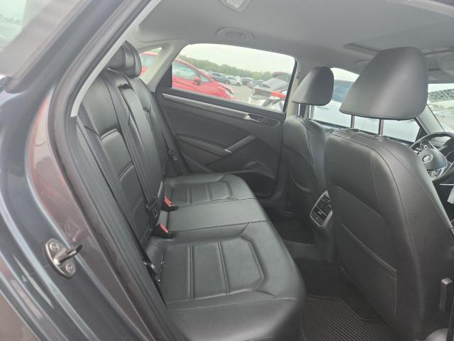 51781496 :رقم المزاد ، 1VWBS7A31GC063019 vin ، 2016 Volkswagen Passat مزاد بيع