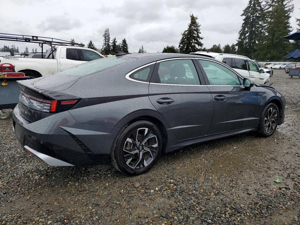 Продажа на аукционе авто 2024 Hyundai Sonata, vin: KMHL64JA1RA368085, номер лота: 48439226