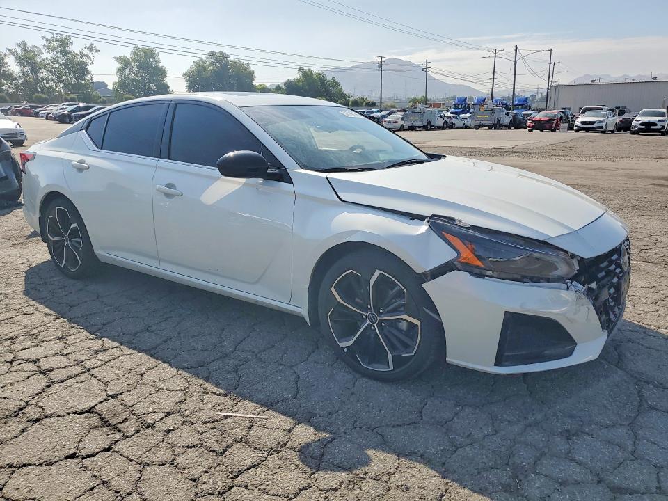 2023 Nissan Altima მანქანა იყიდება აუქციონზე, vin: 1N4BL4CVXPN422875, აუქციონის ნომერი: 51798136