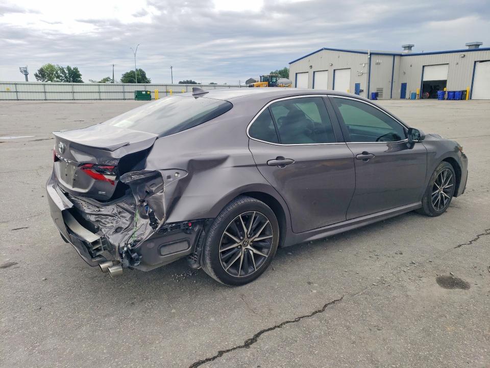 Продажа на аукционе авто 2022 Toyota Camry, vin: 4T1G11AK9NU057908, номер лота: 51338806