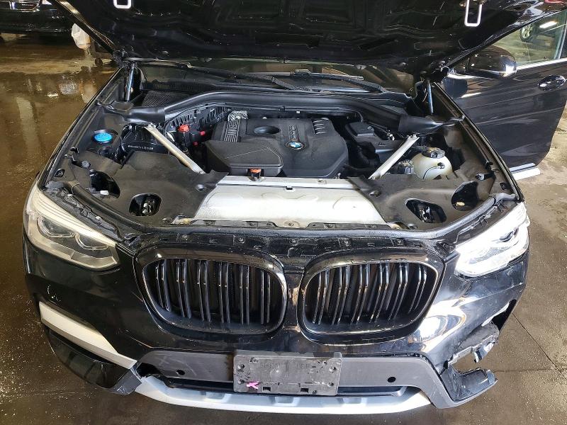 49564916 :رقم المزاد ، 5UXTR9C54JLD61540 vin ، 2018 Bmw X3 مزاد بيع