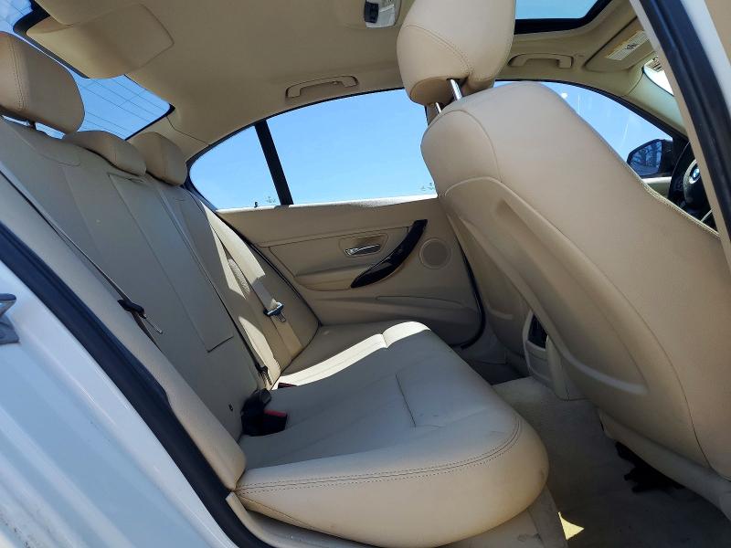 51418726 :رقم المزاد ، WBA8E5G57GNT93864 vin ، 2016 Bmw 320 مزاد بيع