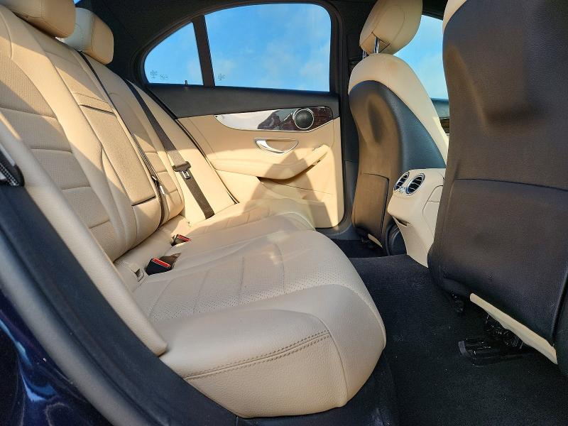 49984046 :رقم المزاد ، WDDWF4KB4JR347848 vin ، 2018 Mercedes-benz C مزاد بيع