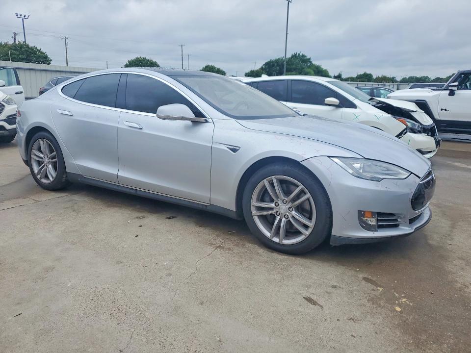 Aukcja sprzedaży 2013 Tesla Model S, vin: 5YJSA1CN5DFP15737, numer aukcji: 51706136
