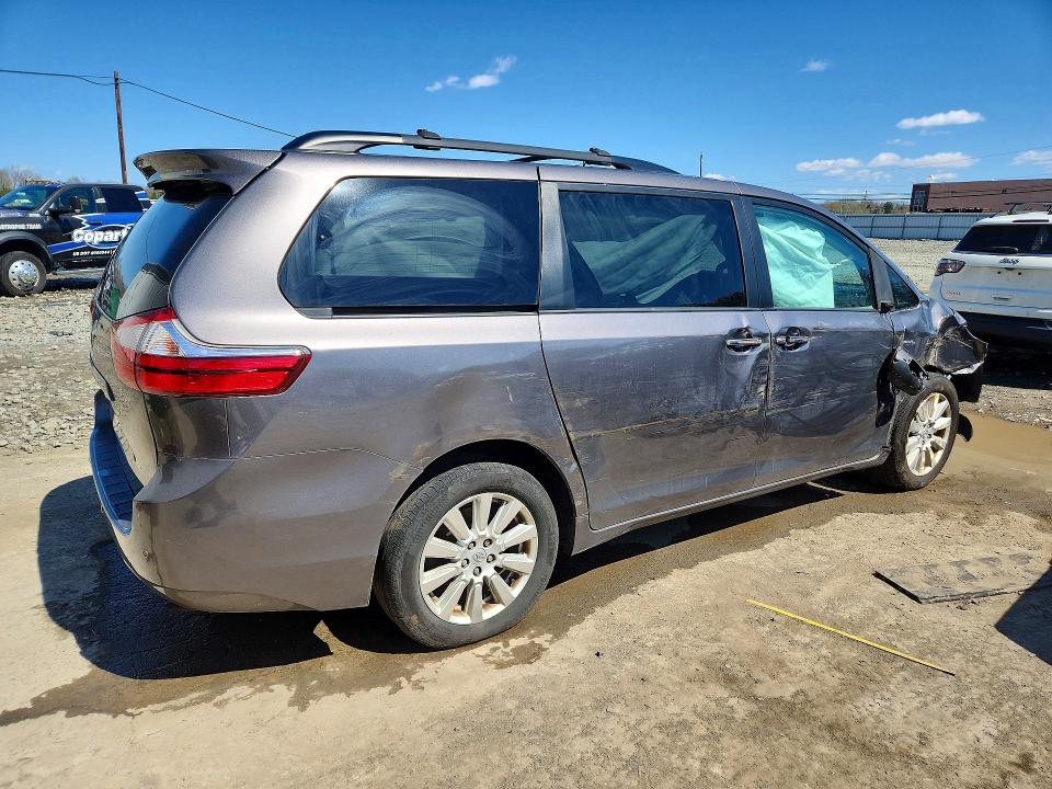 Продажа на аукционе авто 2017 Toyota Sienna, vin: 5TDDZ3DC0HS149952, номер лота: 48768366