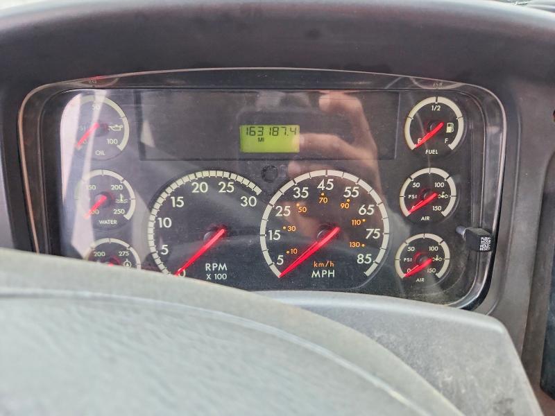 Продаж на аукціоні авто 2008 Freightliner Chassis, vin: 4UZABRDT58CZ63828, номер лоту: 79730835