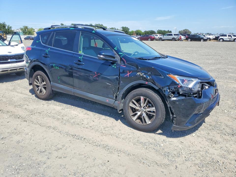 Продажа на аукционе авто 2017 Toyota Rav4, vin: 2T3WFREV4HW346304, номер лота: 52007386