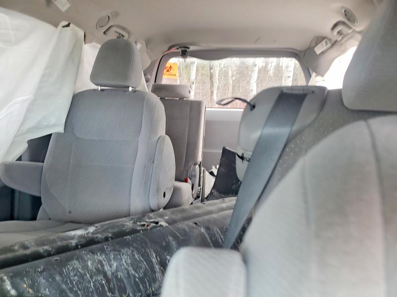 Продажа на аукционе авто 2015 Toyota Sienna, vin: 5TDKK3DC1FS646307, номер лота: 49715356
