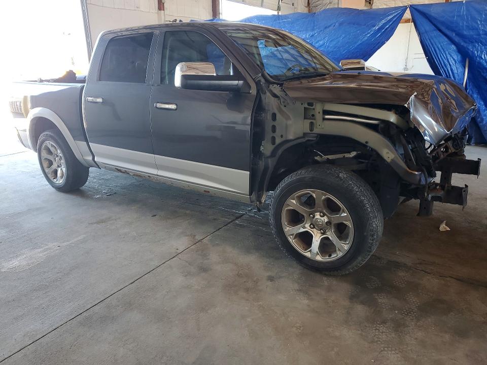 48933046 :رقم المزاد ، 1C6RR7NTXHS660613 vin ، 2017 Ram 1500 مزاد بيع