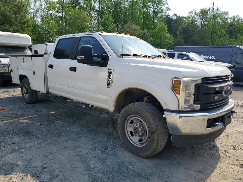 50745786 :رقم المزاد ، 1FD8W3F64KEC55850 vin ، 2019 Ford F350 مزاد بيع