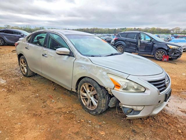 2014 Niss Altima მანქანა იყიდება აუქციონზე, vin: 1N4AL3APXEC183430, აუქციონის ნომერი: 49643046