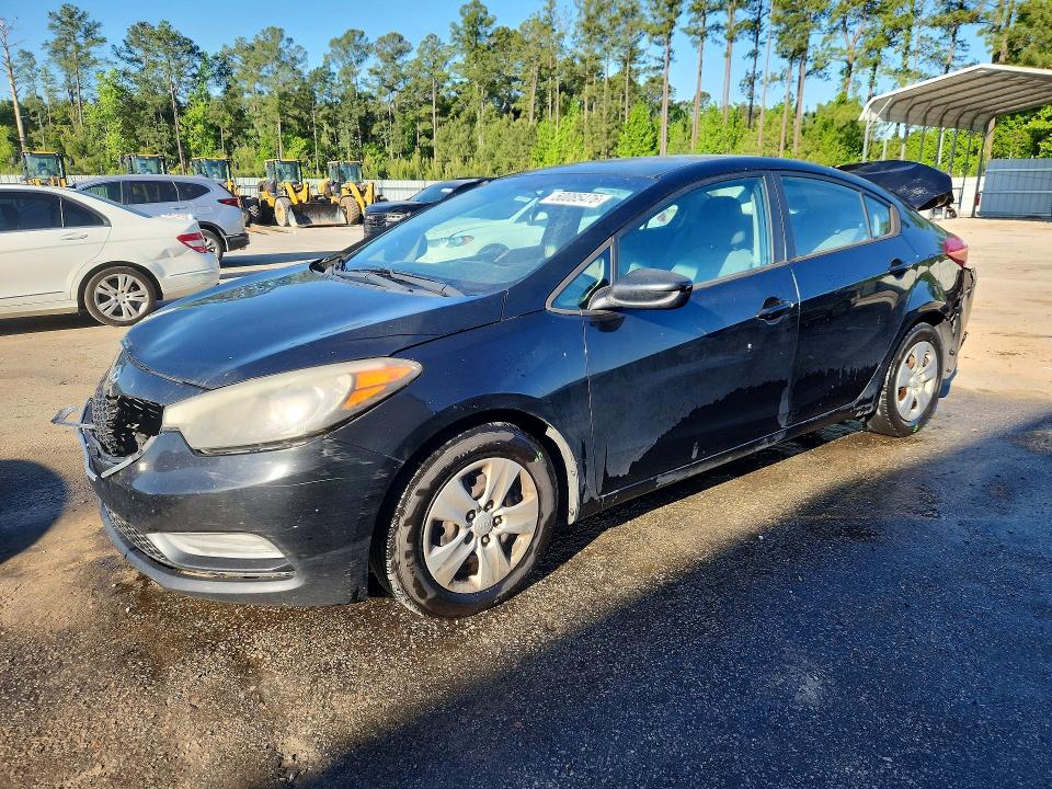 2015 Kia Forte მანქანა იყიდება აუქციონზე, vin: KNAFK4A61F5318961, აუქციონის ნომერი: 50085476
