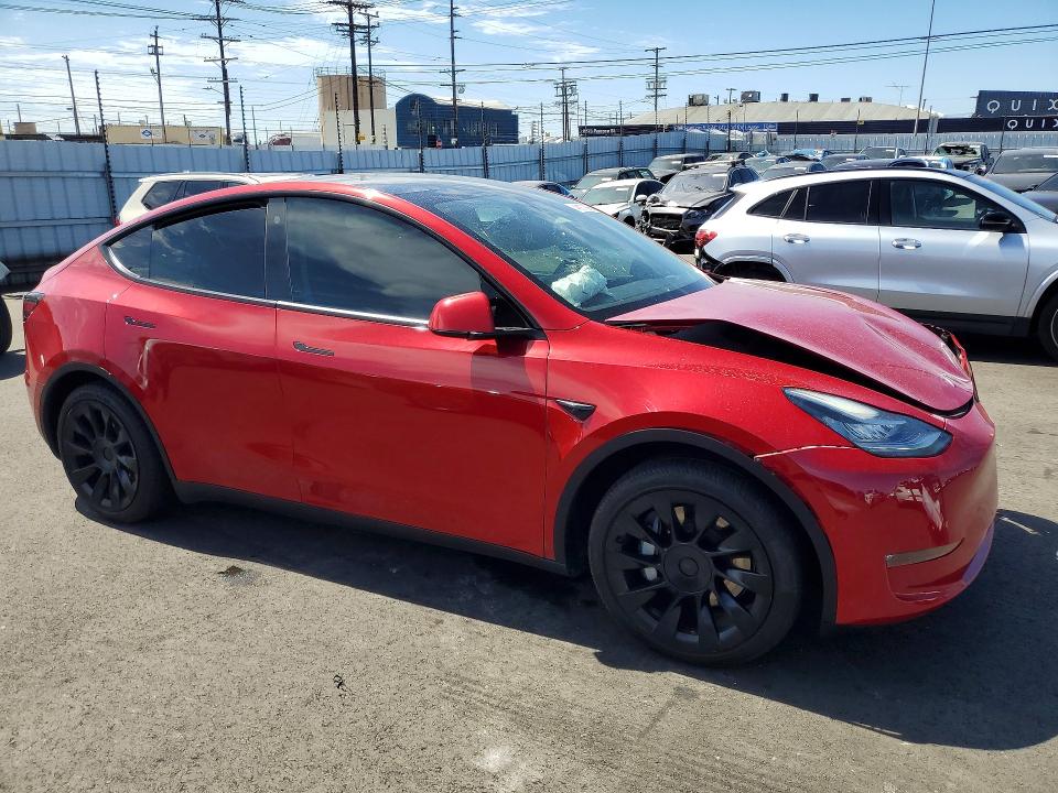 2022 Tesla Model Y მანქანა იყიდება აუქციონზე, vin: 7SAYGAEE8NF352098, აუქციონის ნომერი: 48977066