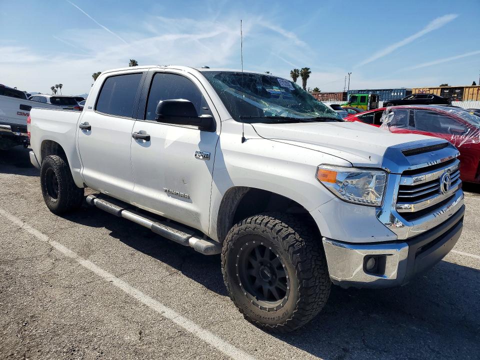 Aukcja sprzedaży 2017 Toyota Tundra, vin: 5TFDY5F1XHX612989, numer aukcji: 51028396