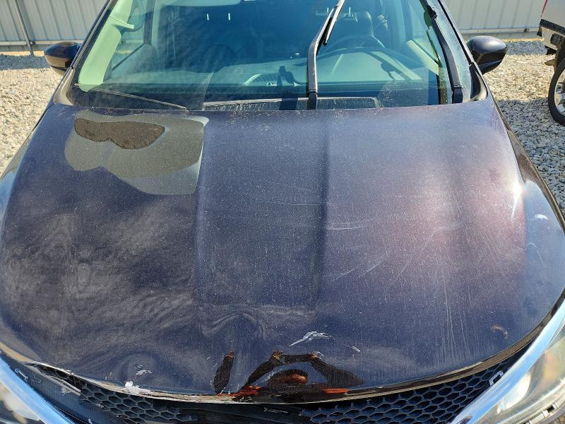 48712206 :رقم المزاد ، 2C4RC1BG9JR246700 vin ، 2018 Chrysler Pacifica مزاد بيع