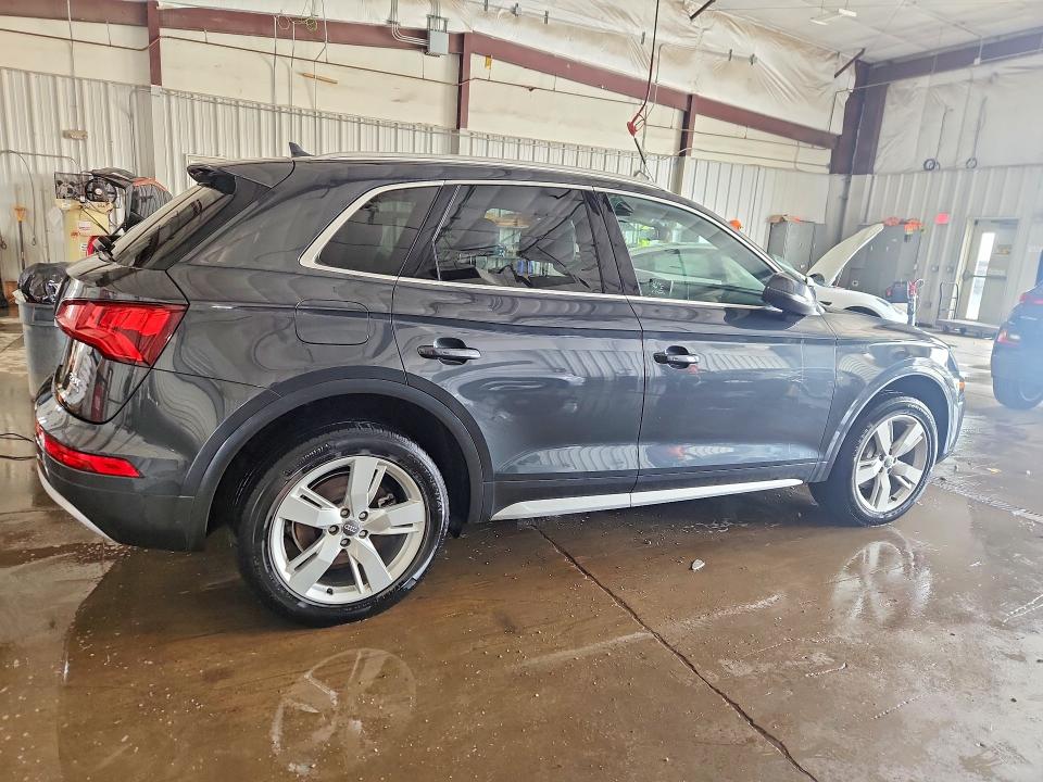 2018 Audi Q5 მანქანა იყიდება აუქციონზე, vin: WA1BNAFY3J2212453, აუქციონის ნომერი: 49995196