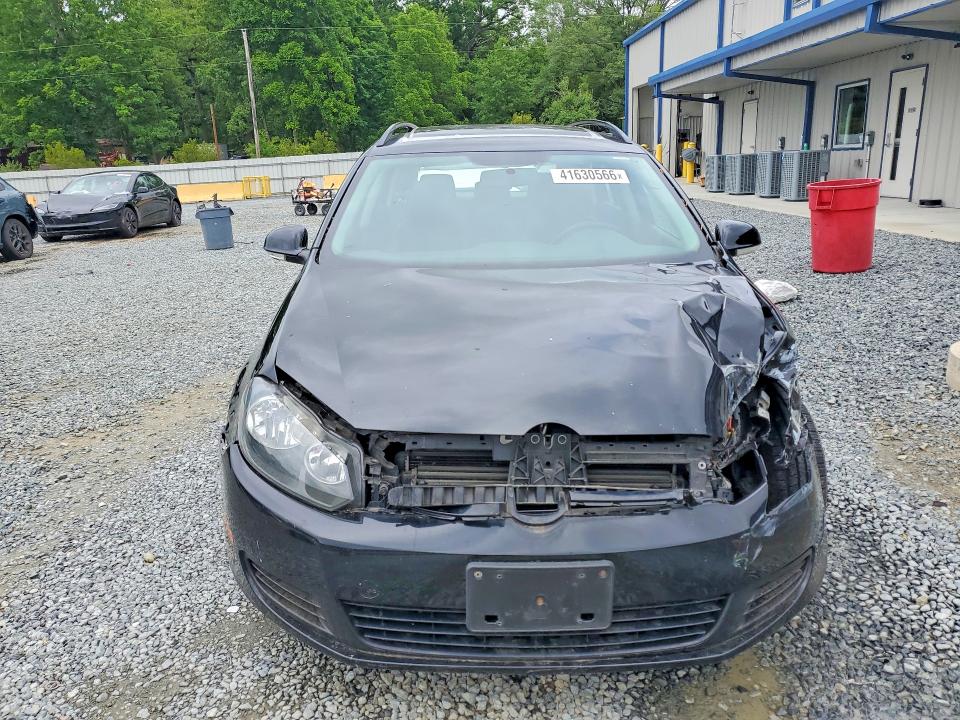 41630566 :رقم المزاد ، 3VWPL7AJ8EM618870 vin ، 2014 Volkswagen Jetta مزاد بيع