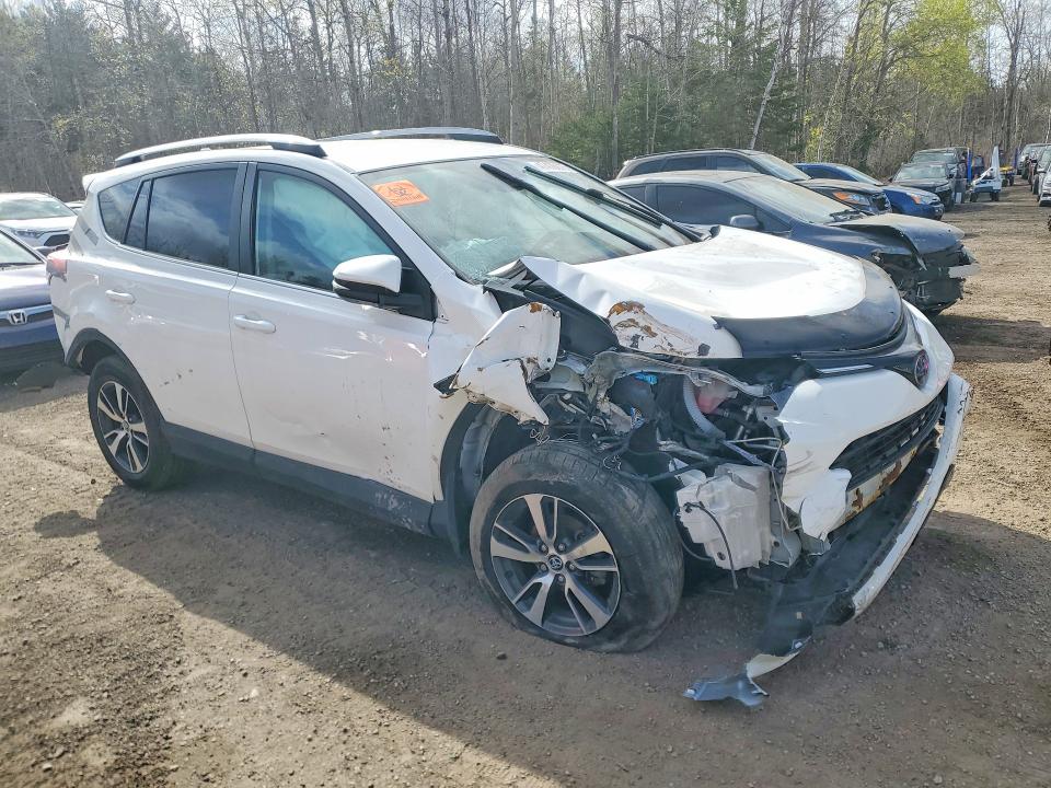 47478876 :رقم المزاد ، 2T3ZFREV2JW469621 vin ، 2018 Toyota Rav4 مزاد بيع