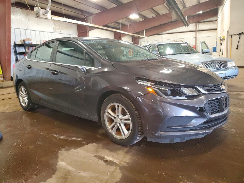67353836 :رقم المزاد ، 1G1BE5SM3H7109684 vin ، 2017 Chevrolet Cruze مزاد بيع