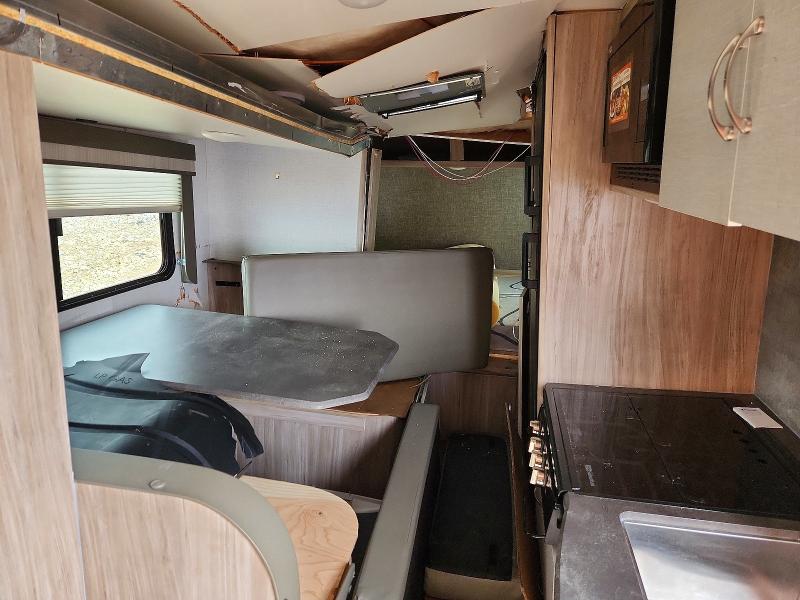 47745196 :رقم المزاد ، 54CTM2G23N3073583 vin ، 2022 Winnebago Micro Minn مزاد بيع