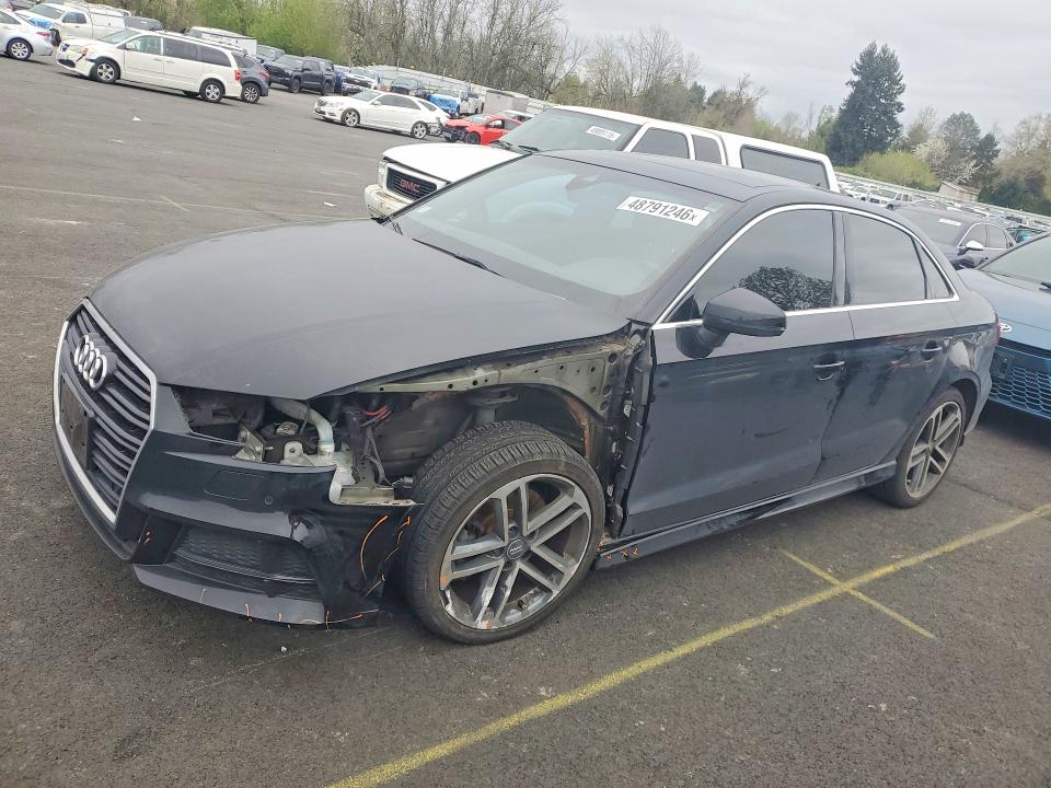 48791246 :رقم المزاد ، WAUHUHFF4H1056589 vin ، 2017 Audi A3 مزاد بيع