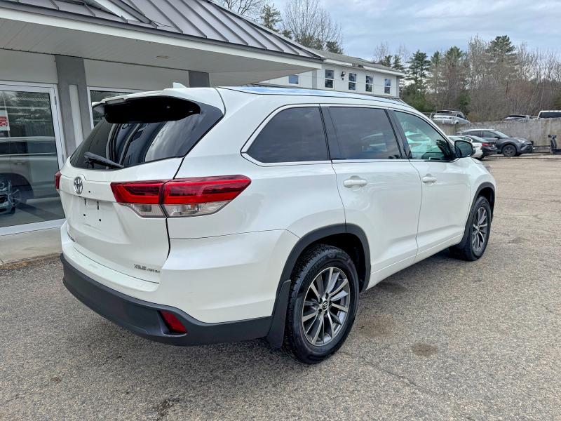 Aukcja sprzedaży 2018 Toyota Highlander, vin: 5TDJZRFH7JS537362, numer aukcji: 48683796