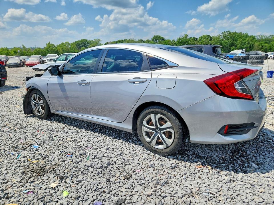 2018 Honda Civic მანქანა იყიდება აუქციონზე, vin: 2HGFC2F51JH589686, აუქციონის ნომერი: 50981566