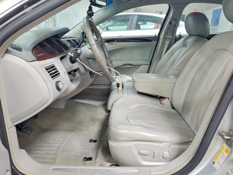 50117296 :رقم المزاد ، 1G4HC5EM2BU135992 vin ، 2011 Buick Lucerne مزاد بيع
