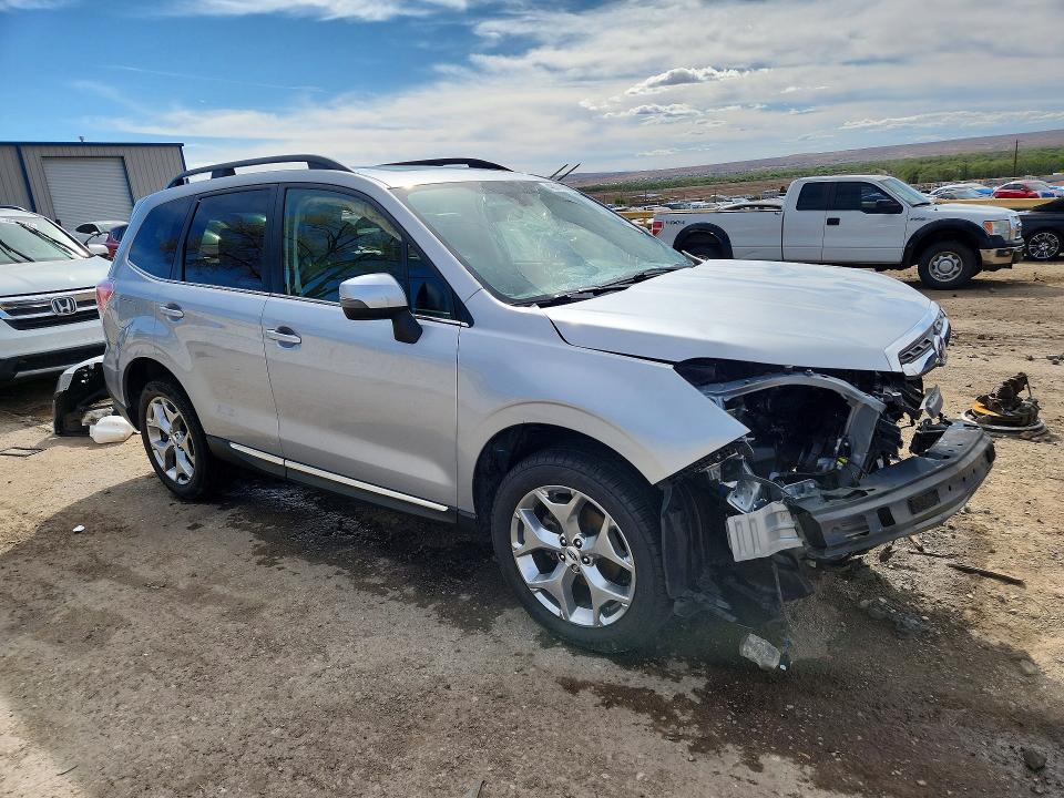 48519606 :رقم المزاد ، JF2SJAWC3JH611562 vin ، 2018 Subaru Forester مزاد بيع