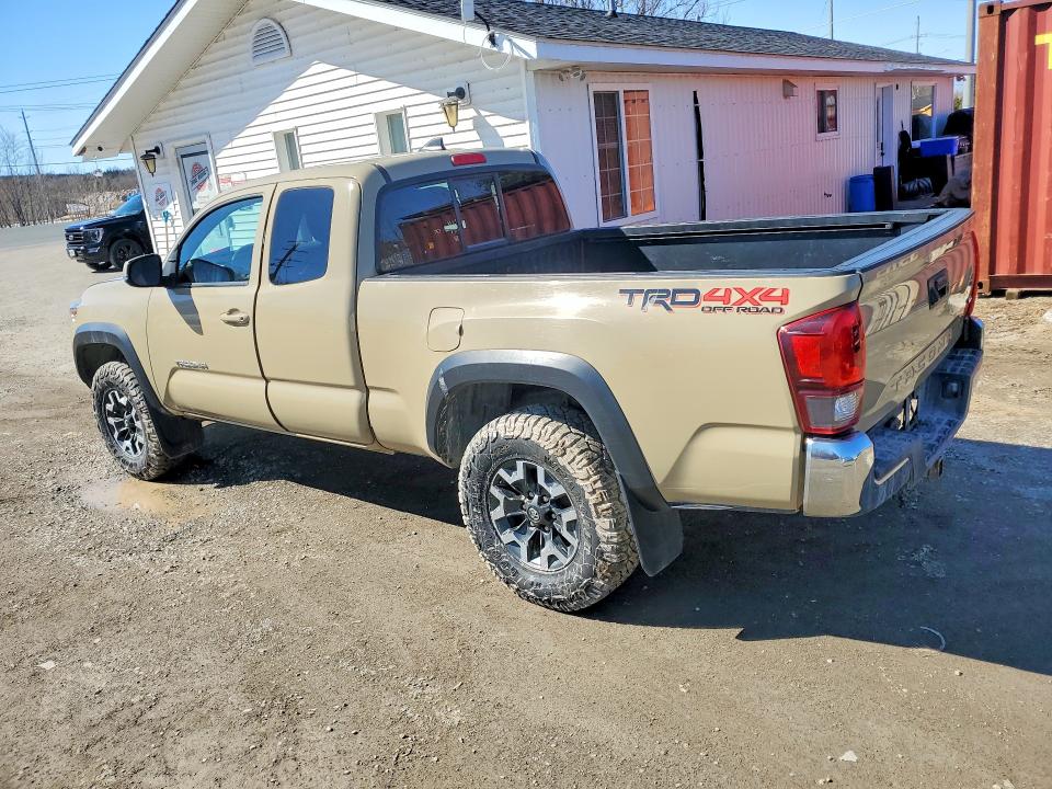 49072346 :رقم المزاد ، 5TFSZ5ANXKX204272 vin ، 2019 Toyota Tacoma مزاد بيع