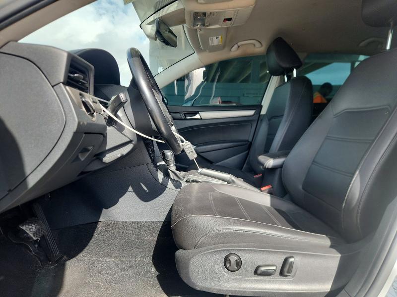 46776966 :رقم المزاد ، 1VWSA7A33LC015454 vin ، 2020 Volkswagen Passat مزاد بيع