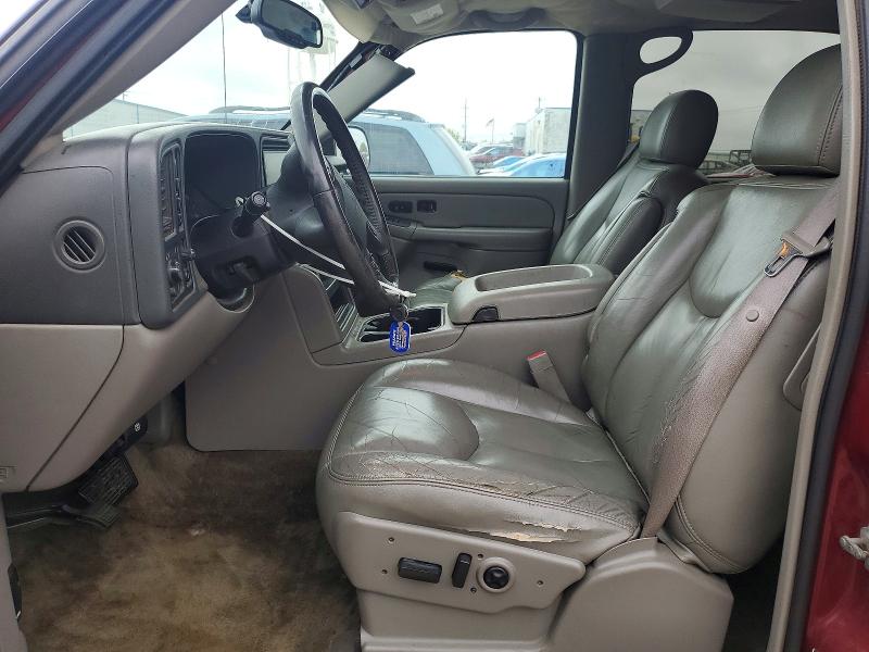 2005 Chevrolet Suburban მანქანა იყიდება აუქციონზე, vin: 3GNFK16Z85G173582, აუქციონის ნომერი: 51121246