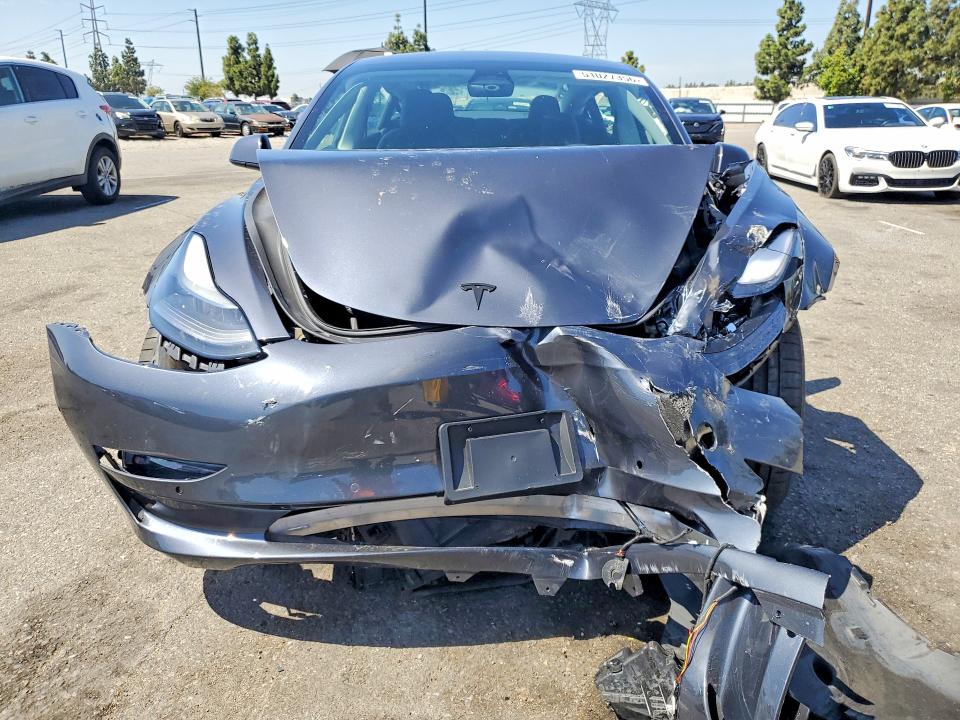 Продажа на аукционе авто 2022 Tesla Model 3, vin: 5YJ3E1EC8NF265829, номер лота: 51027356
