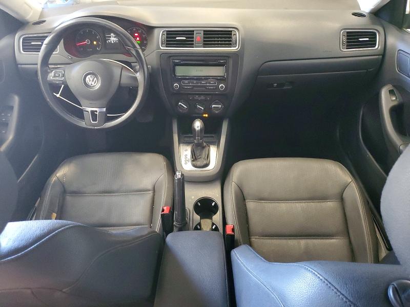 49485456 :رقم المزاد ، 3VWDX7AJ7BM388581 vin ، 2011 Volkswagen Jetta مزاد بيع