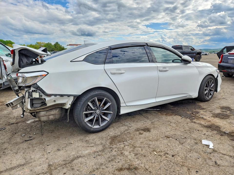 Продажа на аукционе авто 2022 Honda Accord, vin: 1HGCV1F56NA026886, номер лота: 52041396