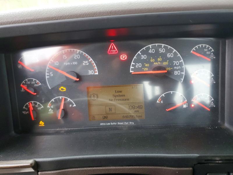 2018 Volvo Vnl მანქანა იყიდება აუქციონზე, vin: 4V4N39TG8JN892808, აუქციონის ნომერი: 50611606