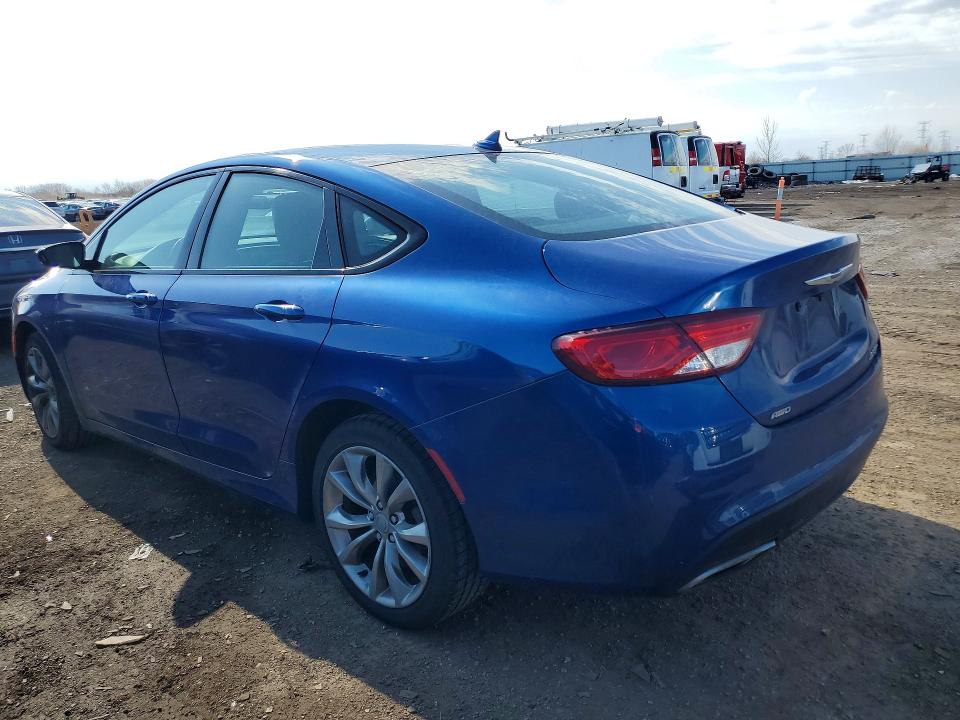 48361686 :رقم المزاد ، 1C3CCCDG8FN523263 vin ، 2015 Chrysler 200 مزاد بيع