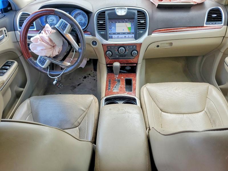 49431156 :رقم المزاد ، 2C3CA5CG1BH538192 vin ، 2011 Chrysler 300 مزاد بيع