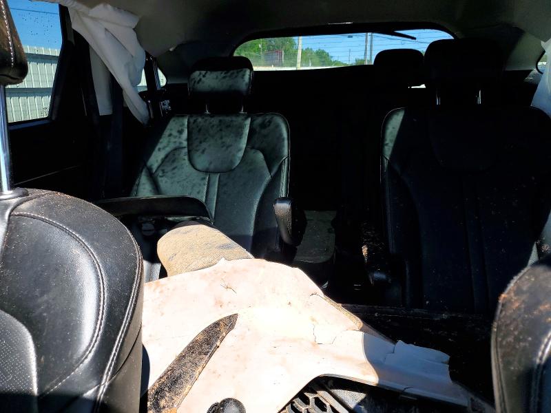49979106 :رقم المزاد ، 5XYRK4LF0NG118298 vin ، 2022 Kia Sorento مزاد بيع