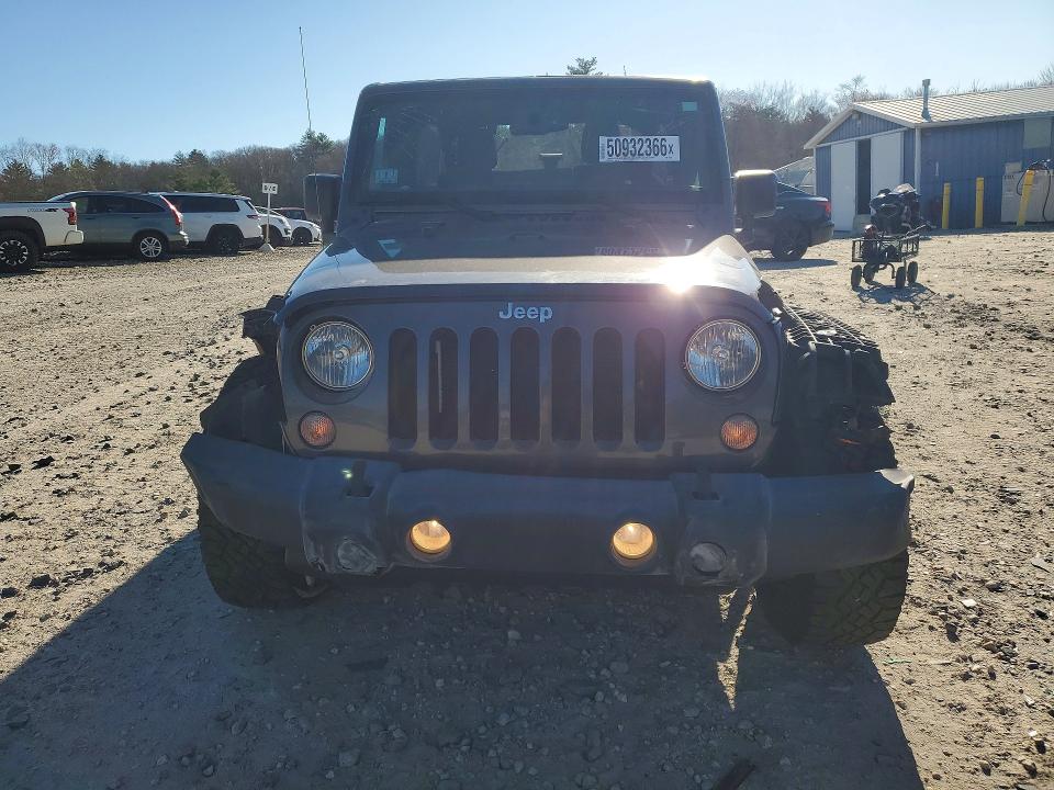 2018 Jeep Wrangler Unlimited მანქანა იყიდება აუქციონზე, vin: 1C4HJWDG5JL927330, აუქციონის ნომერი: 50932366