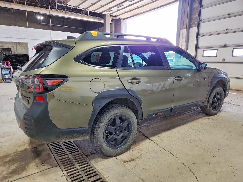 51256956 :رقم المزاد ، 4S4BTGUD7P3175095 vin ، 2023 Subaru Outback مزاد بيع