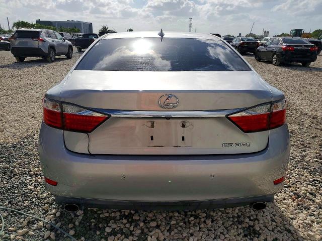 Продаж на аукціоні авто 2015 Lexus Es, vin: JTHBK1GG4F2175519, номер лоту: 49915266