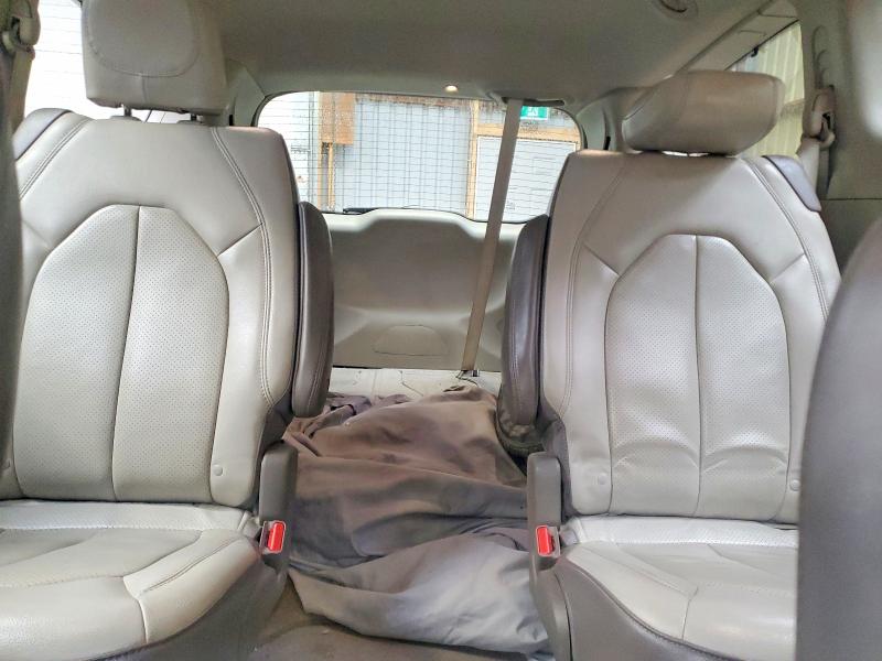 2018 Chrysler Pacifica მანქანა იყიდება აუქციონზე, vin: 2C4RC1EGXJR107719, აუქციონის ნომერი: 48498406