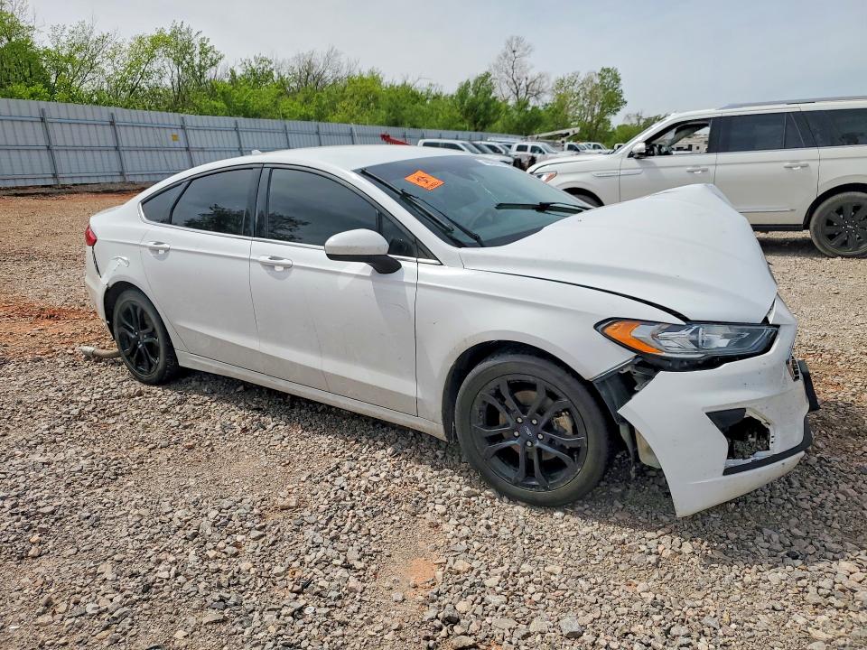 49084366 :رقم المزاد ، 3FA6P0HD2LR251156 vin ، 2020 Ford Fusion مزاد بيع