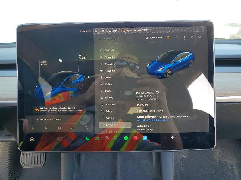 50619766 :رقم المزاد ، 5YJ3E1EB8NF134763 vin ، 2022 Tesla Model 3 مزاد بيع