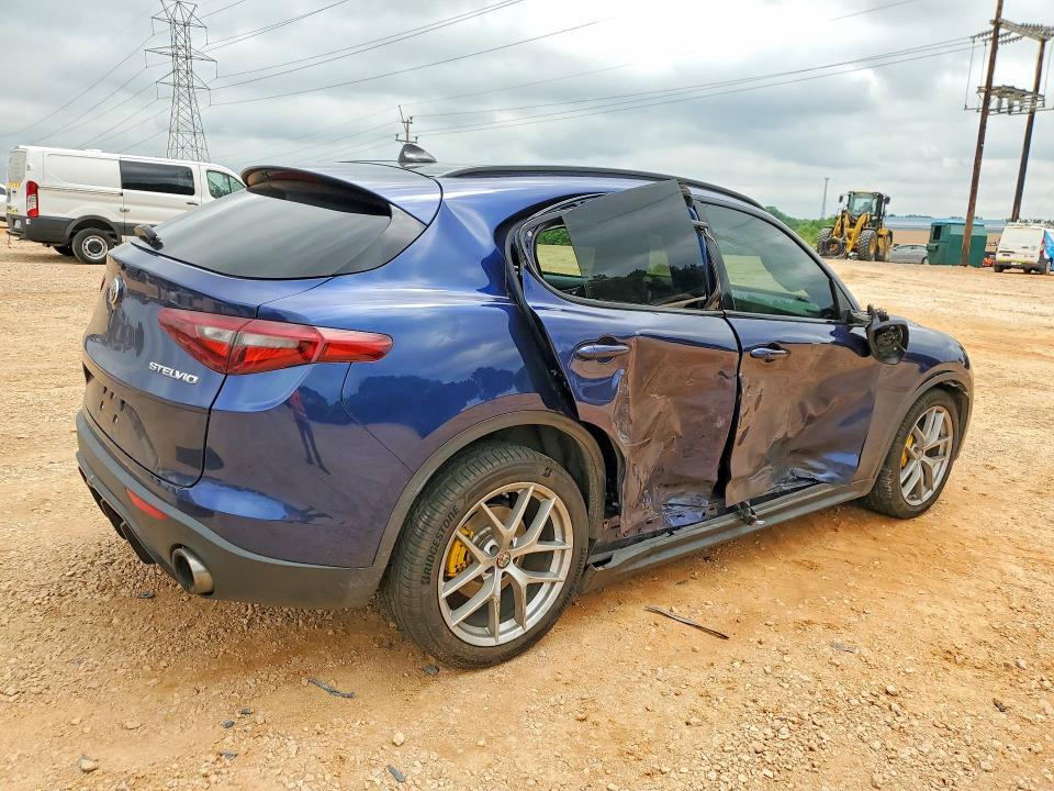 Продажа на аукционе авто 2018 Alfa Romeo Stelvio, vin: ZASFAKNN9J7C20681, номер лота: 51535046