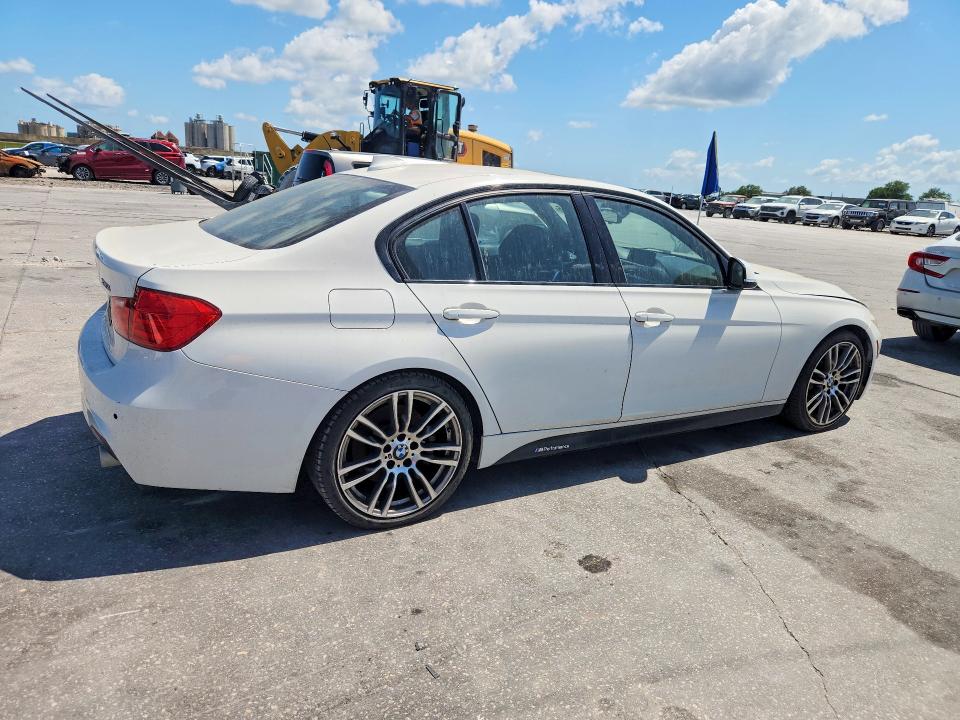 2015 Bmw 335 მანქანა იყიდება აუქციონზე, vin: WBA3A9C51FF686624, აუქციონის ნომერი: 50128016